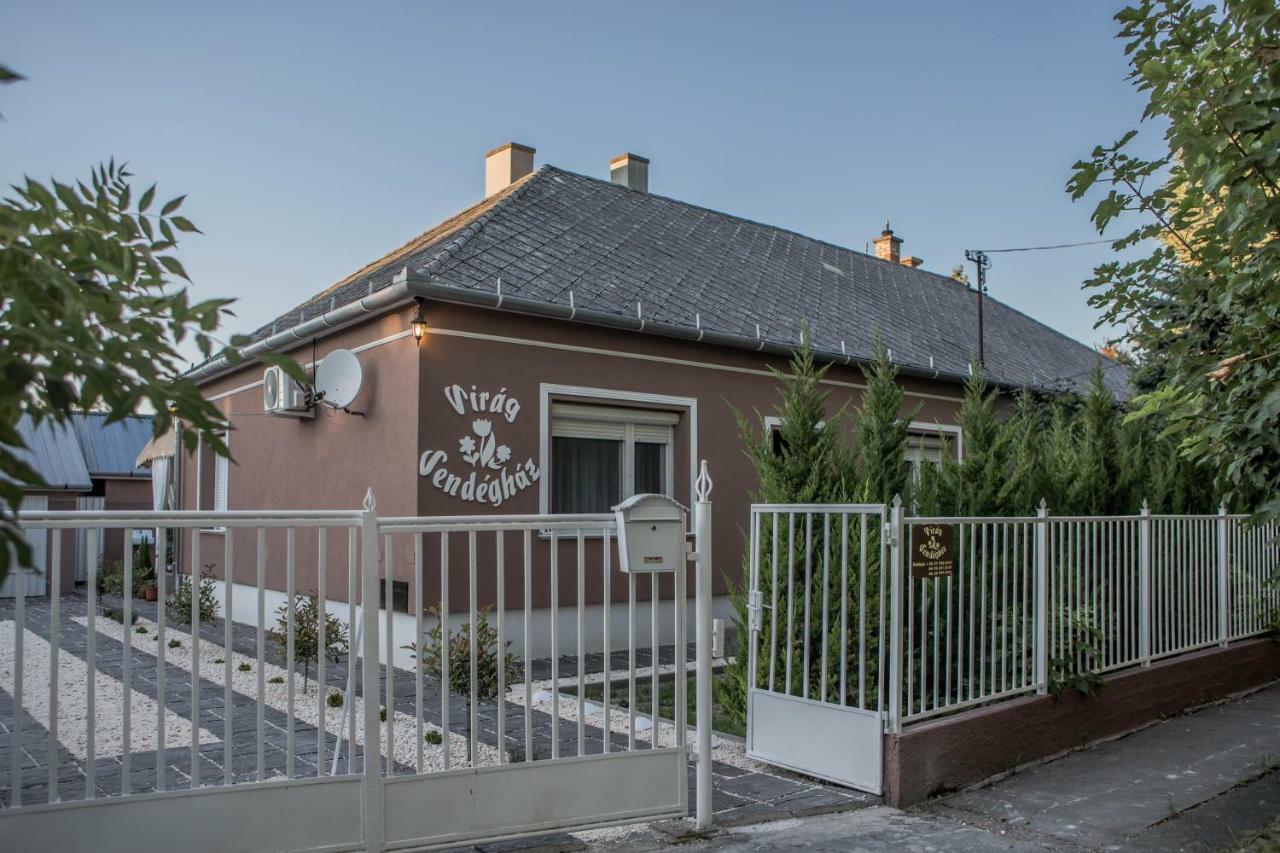 Virág Vendégház Makó Exterior foto