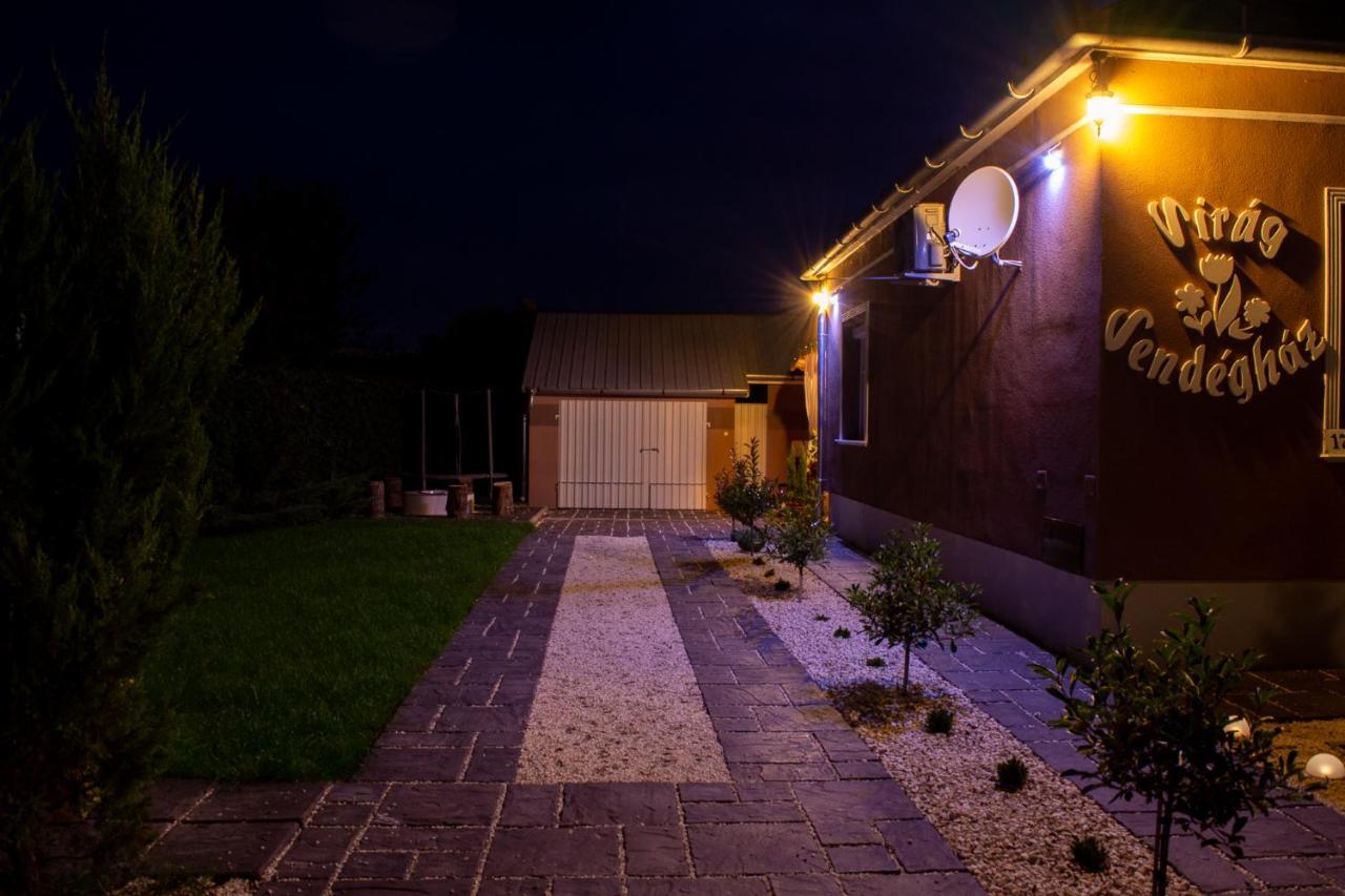 Virág Vendégház Makó Exterior foto